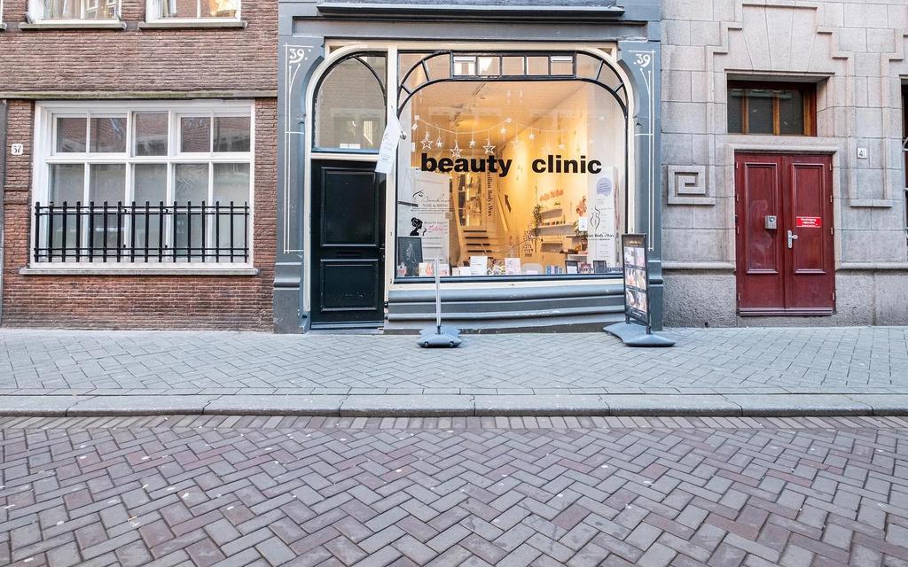 TOPLOCATIE IN HARTJE AMSTERDAM - SUCCESVOLLE SALON
