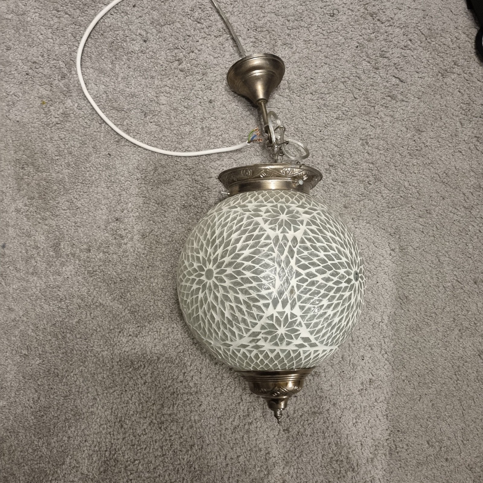 Mozaieken hanglamp, Ophalen