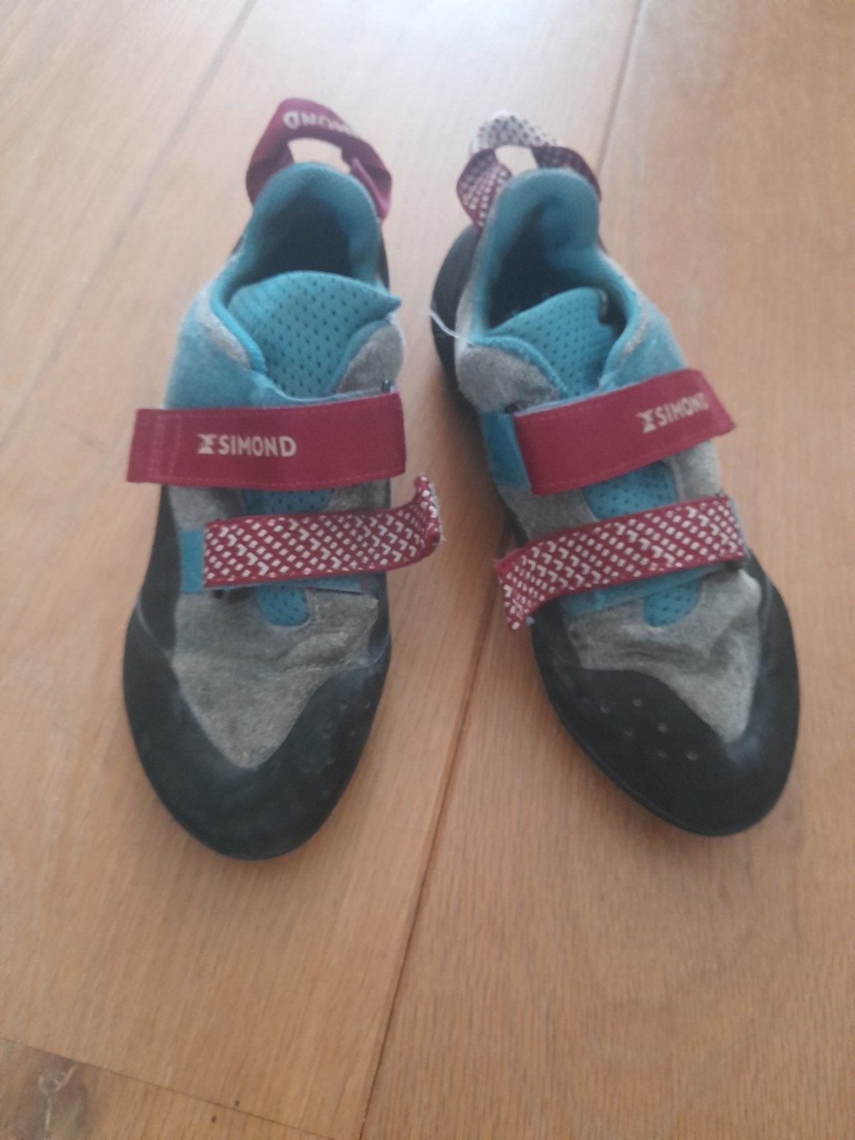 Gebruikte Klimschoenen - Simond maat 40, Sport en Fitness, Klimsport, Ophalen of Verzenden, Gebruikt, Klimsportschoenen