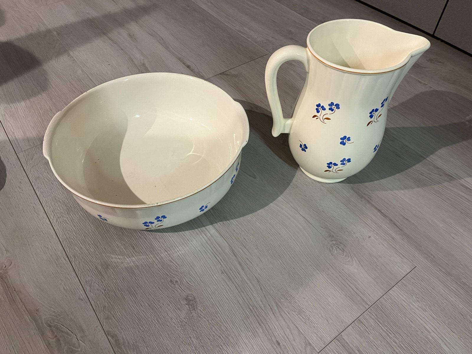 Antieke waskom en kan met bloemmotief, Antiek en Kunst, Ophalen