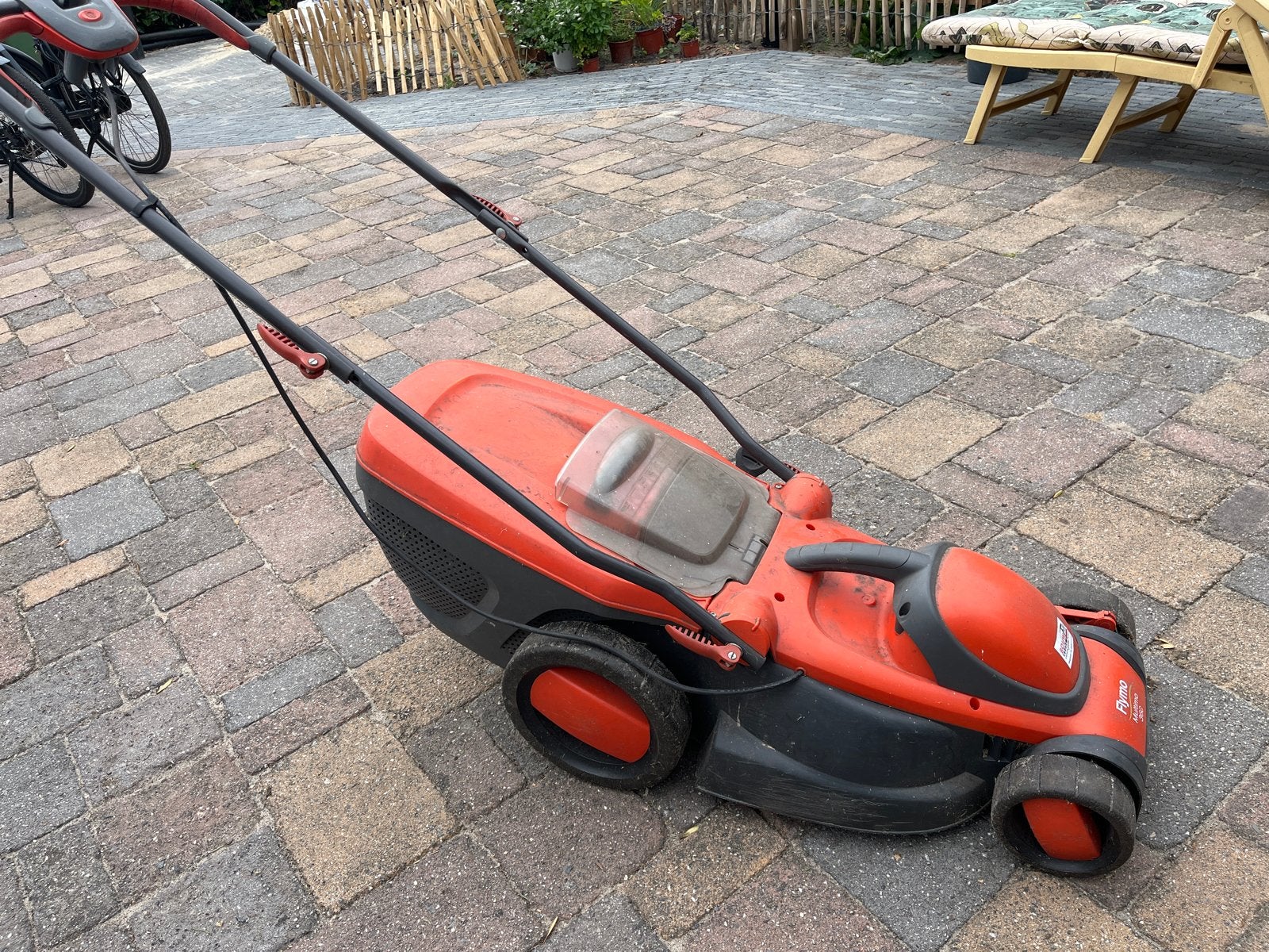 Flymo Multimo 360 Elektrische Grasmaaier, Ophalen, Cirkelmaaier, Gebruikt, Elektrische grasmaaier