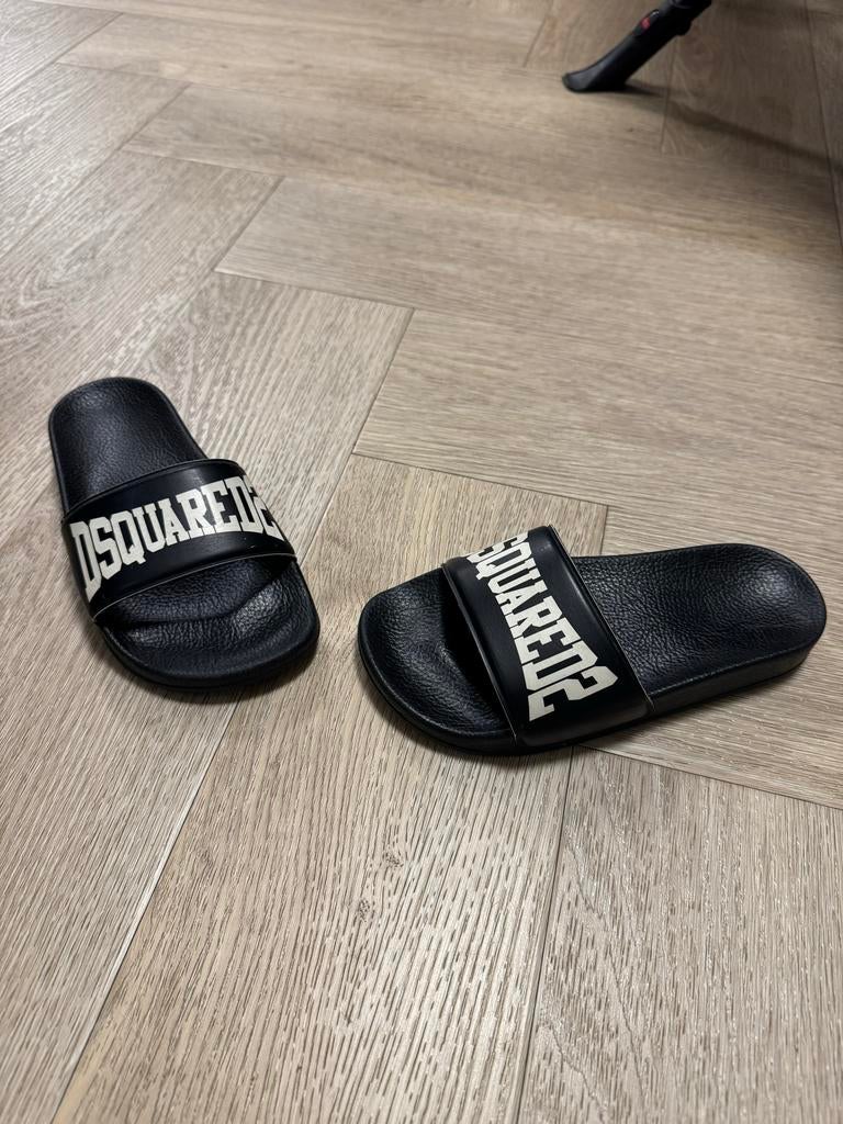 Dsquared slippers voor kinderen - Maat 33/34, Ophalen of Verzenden, Gebruikt, Jongen of Meisje, Overige typen