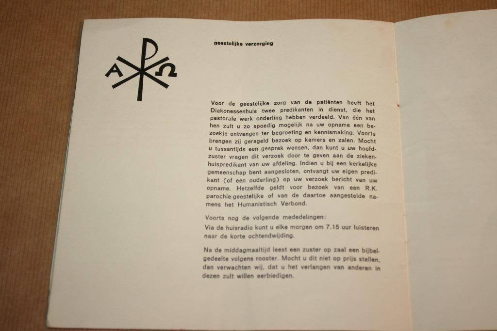 Informatie-uitgave Diakonessenhuis Leeuwarden ca. 1960, Ophalen of Verzenden, Gelezen
