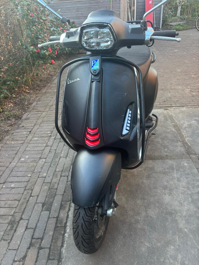 Vespa sprint met schade, Ophalen, Gebruikt, Benzine, 50 cc