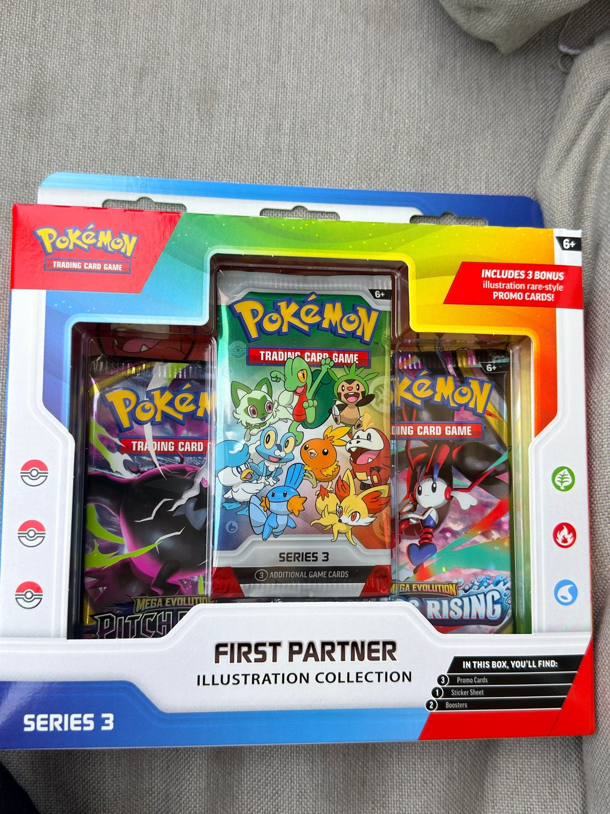 Pokémon First Partner Illustration Collection Series 3, Ophalen of Verzenden, Nieuw, Booster