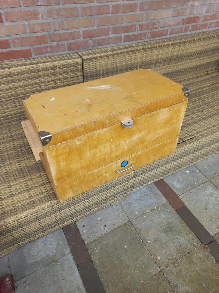 Vintage timmermanskist met lade, Ophalen