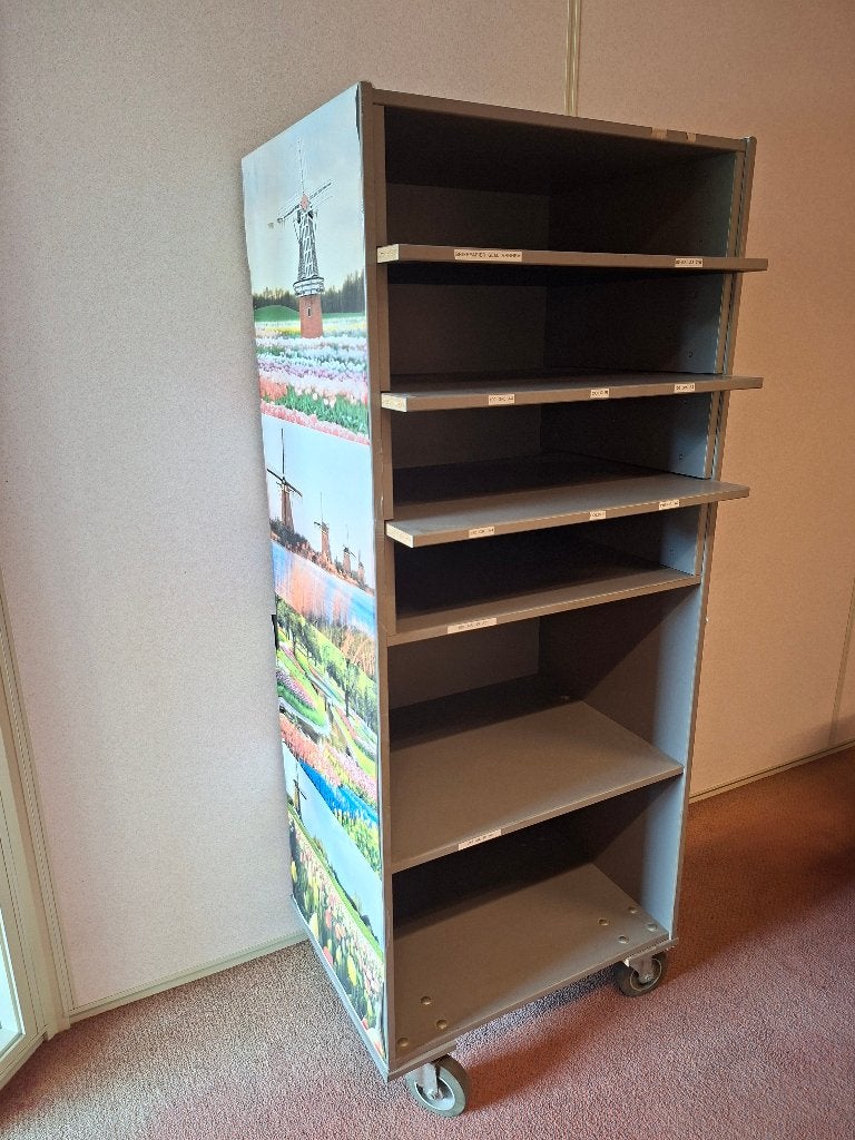 kast met legplanken, Ophalen, Gebruikt