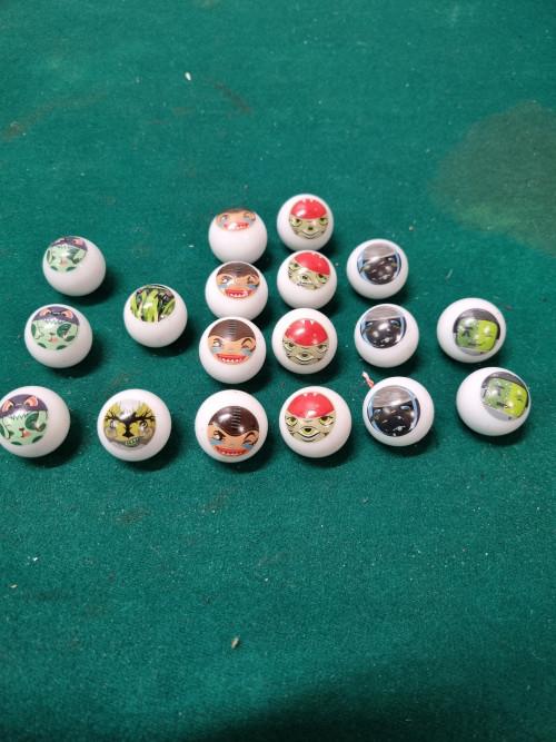 -	knikkers met afbeeldingen 18 stuks, Ophalen of Verzenden, 'T Olde Gre-j, Info@toldegrej.nl, Endepoelstraat 20f Didam