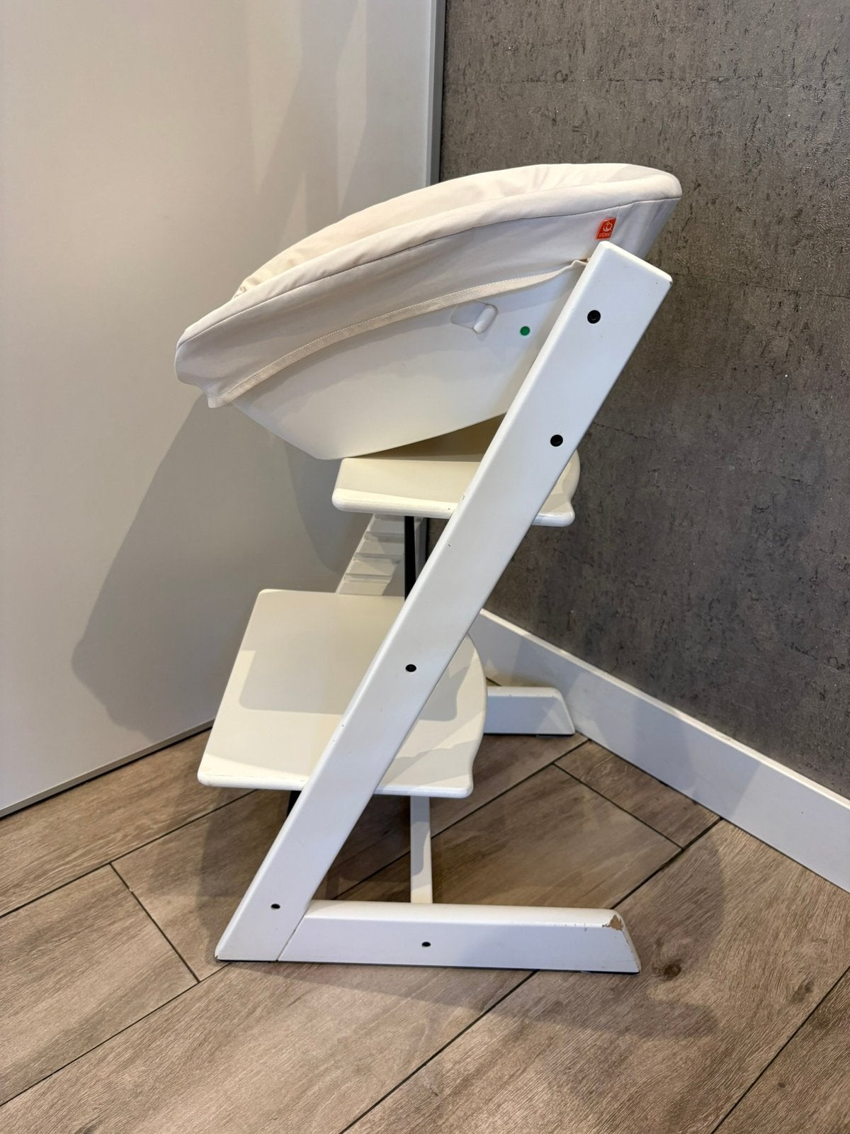 Stokke Tripp Trapp stoel + Newborn Set – €125, Ophalen of Verzenden, Zo goed als nieuw, Meegroeistoel