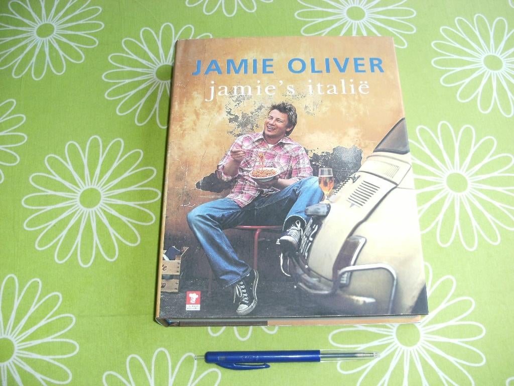 Jamie's Italië - Jamie Oliver, Boeken, Kookboeken, Italië, Hoofdgerechten, Ophalen of Verzenden, Zo goed als nieuw