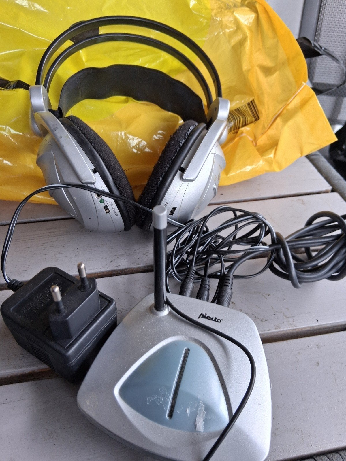 Alecto Draadloze Koptelefoon met Zender - Grijs, Overige merken, Gebruikt, Ophalen of Verzenden, Over-ear