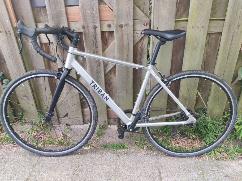 Btwin Triban sportfiets, 28 inch, nette staat, Fietsen en Brommers, Ophalen, Gebruikt, Minder dan 10 versnellingen, Overige merken