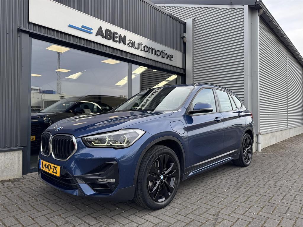 BMW X1 Xdrive25e PHEV 220PK High Executive (TREKHAAK|ACC|HIF, Gebruikt, Blauw, Leder, Hybride Elektrisch/Benzine