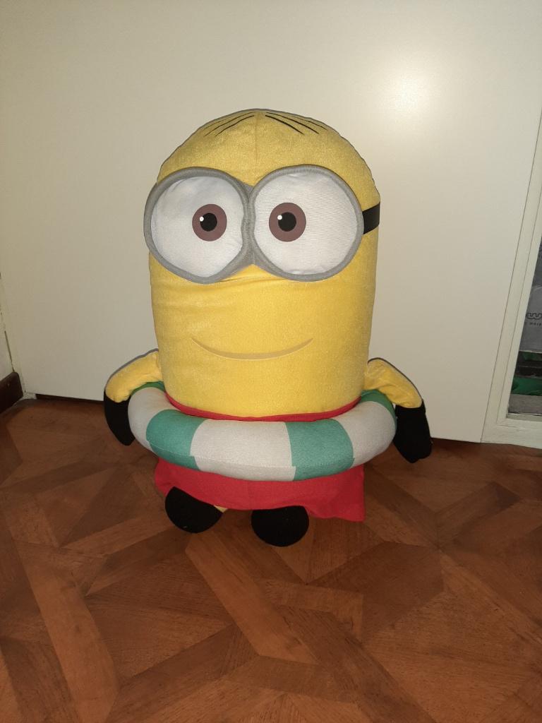 Minions groot knuffel zwembad 65cm+ 1 klein, Overige typen, Ophalen of Verzenden, Zo goed als nieuw, Geel