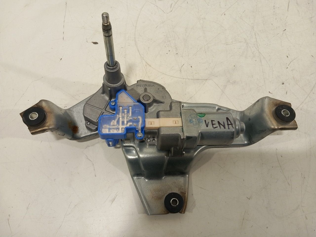 Ruitenwissermotor achter Mitsubishi ASX, Onderdelen@venauto.nl, Van der Ven Autorecycling B.V., Gebruikt, Ettenseweg 76, 4706 PB Roosendaal, The Netherlands