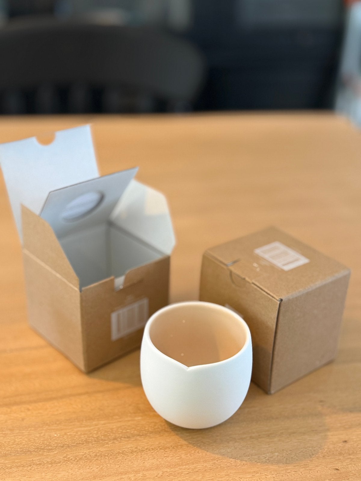 Nespresso kopjes 1 origin lungo cup, Ophalen of Verzenden, Zo goed als nieuw, Overige stijlen, Kop(pen) en/of Schotel(s)