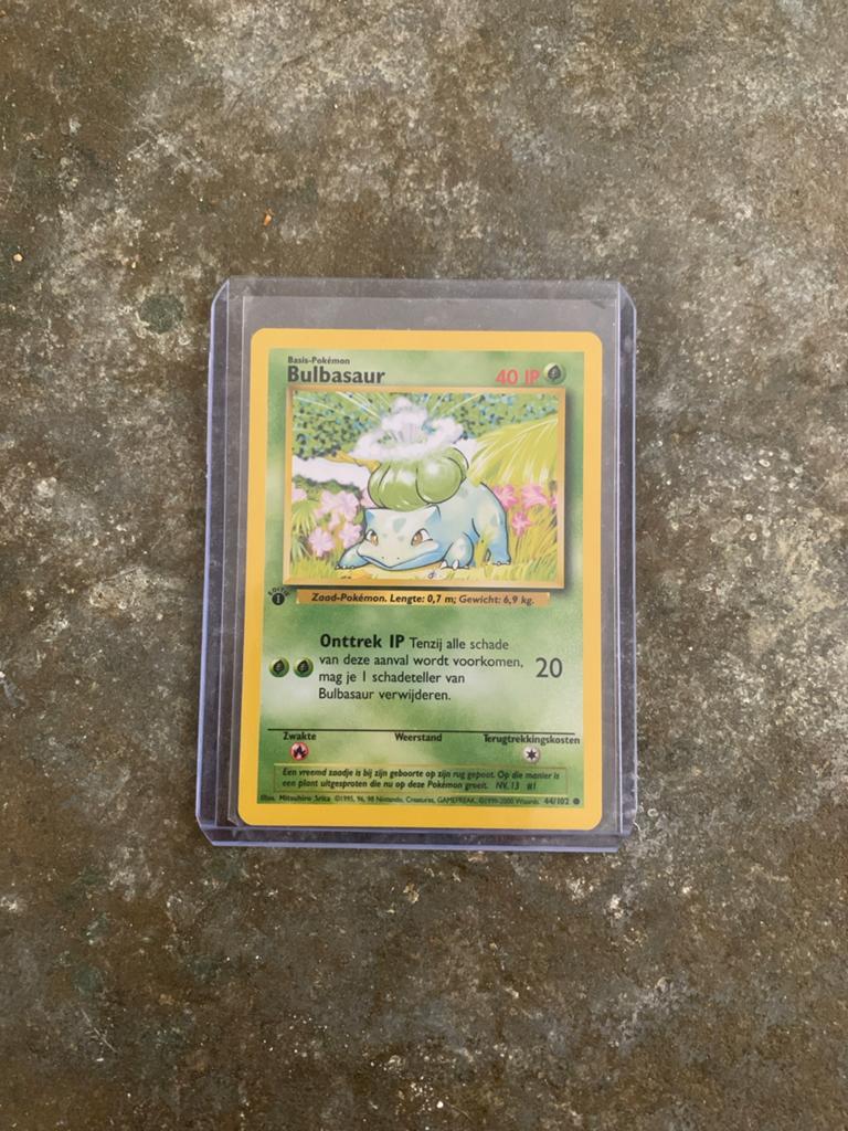 Bulbasaur Pokémon Kaart - Basis-Pokémon (1e Editie), Hobby en Vrije tijd, Verzamelkaartspellen | Pokémon, Gebruikt, Losse kaart