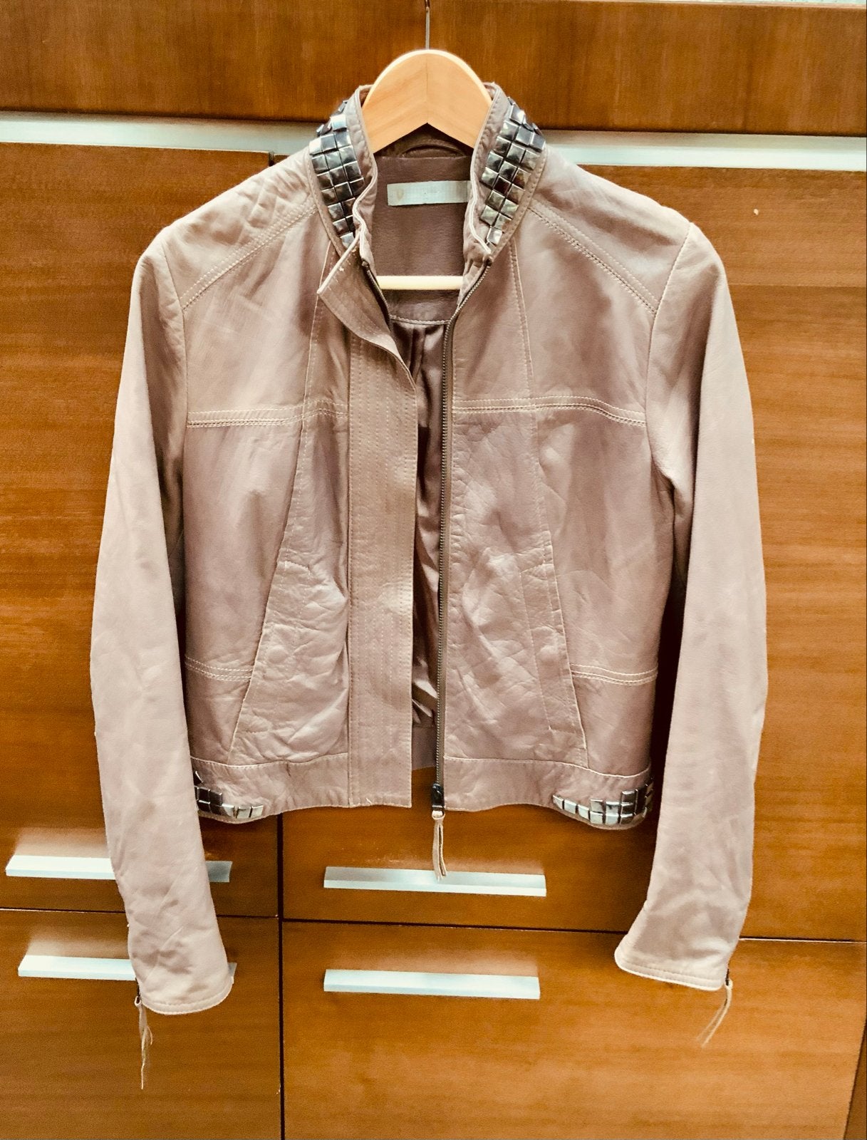 DNA biker jack met spikes, maat S, Ophalen of Verzenden, Gedragen, Maat 36 (S), Bruin