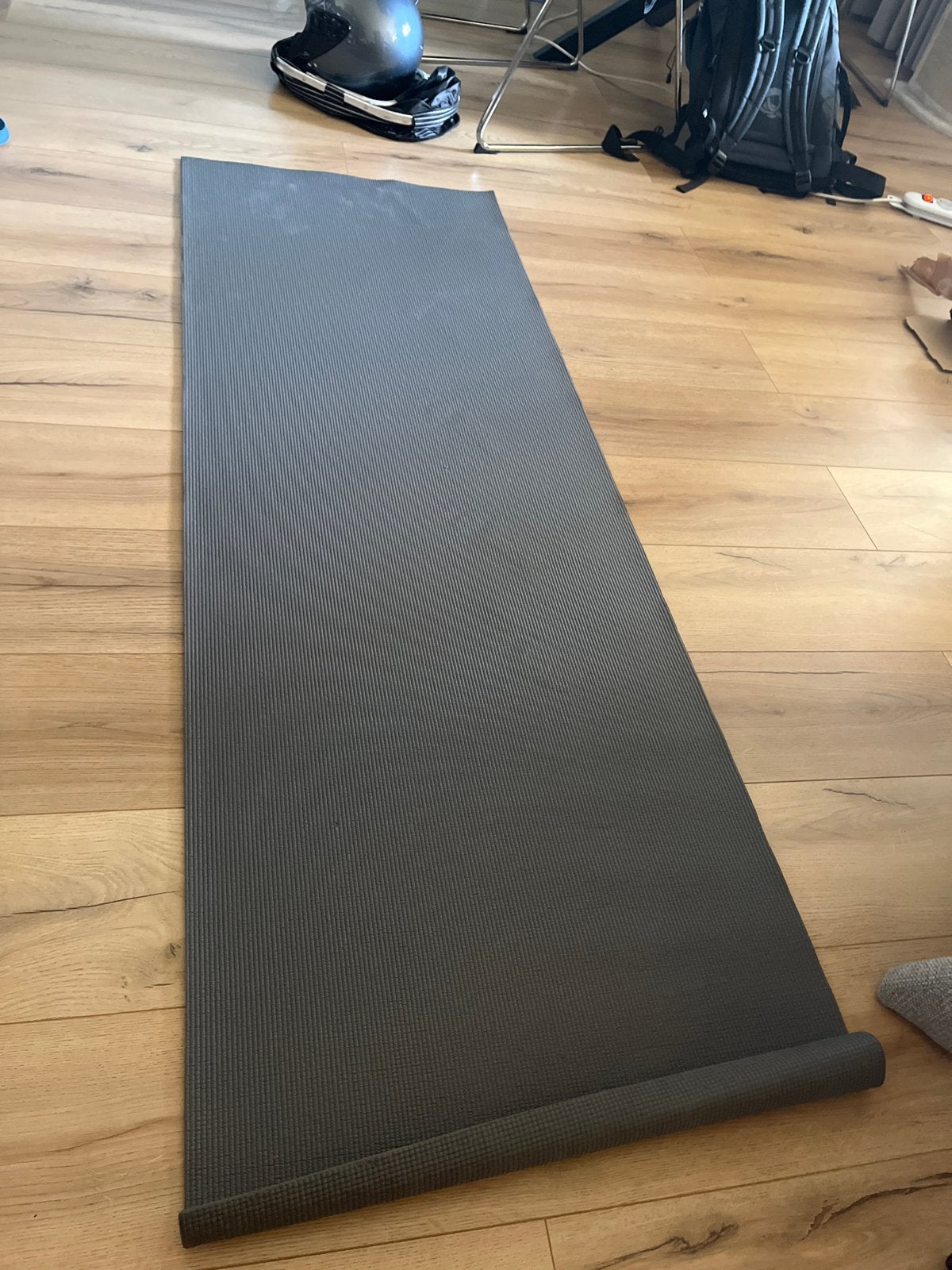 Grijze yogamat - Comfortabel en duurzaam, Ophalen of Verzenden, Gebruikt, Yogamat