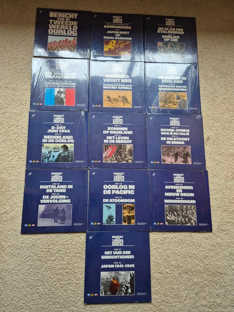 Bericht van de tweede wereldoorlog, Cd's en Dvd's, Dvd's | Documentaire en Educatief, Zo goed als nieuw, Oorlog of Misdaad, Boxset