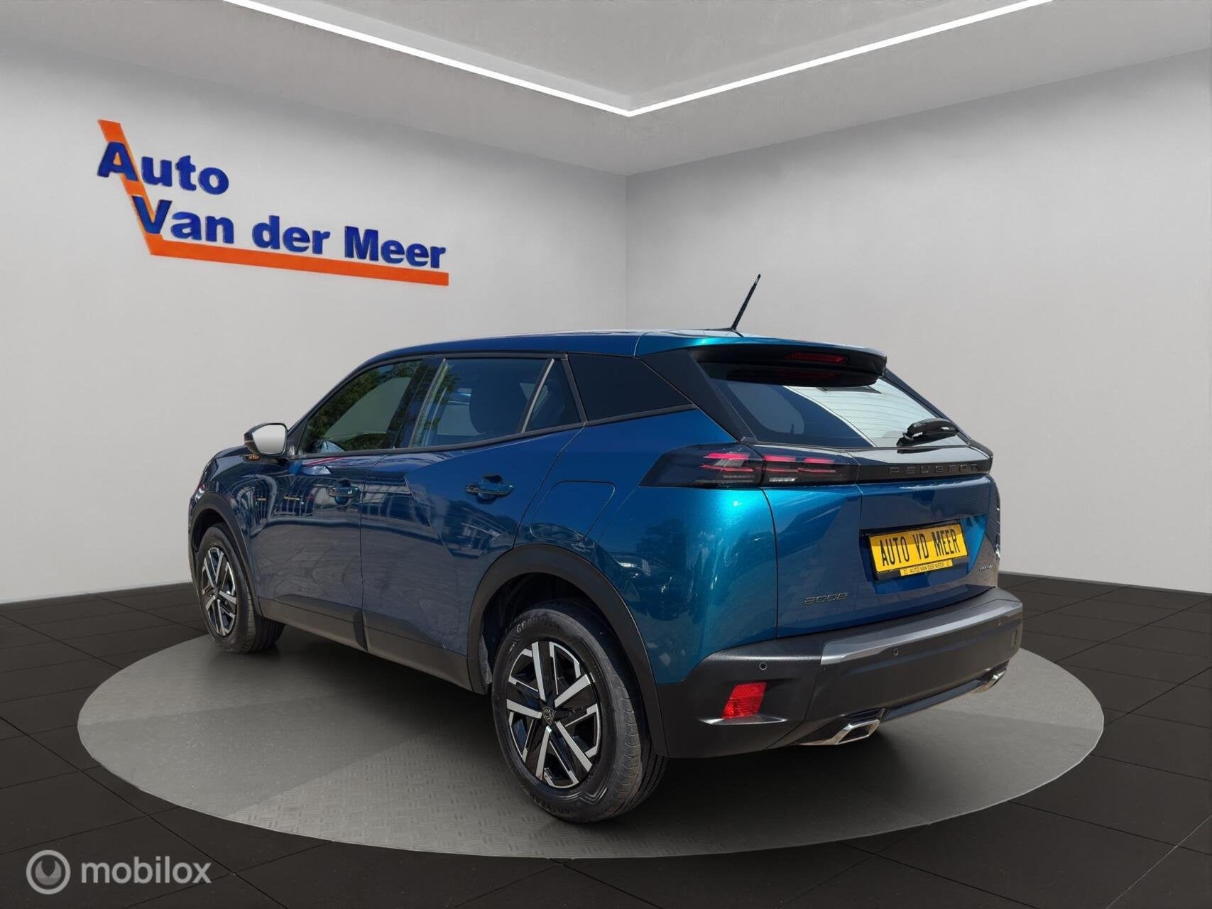 Peugeot 2008 1.2 Hybrid 145 Style, Auto's, 1272 kg, Stof, Gebruikt, 1199 cc