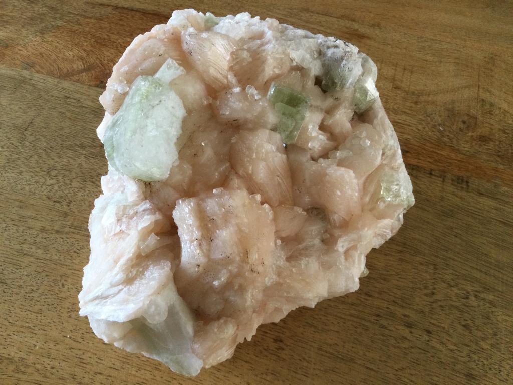 Apophyliet op stilbiet, Ophalen of Verzenden, Mineraal
