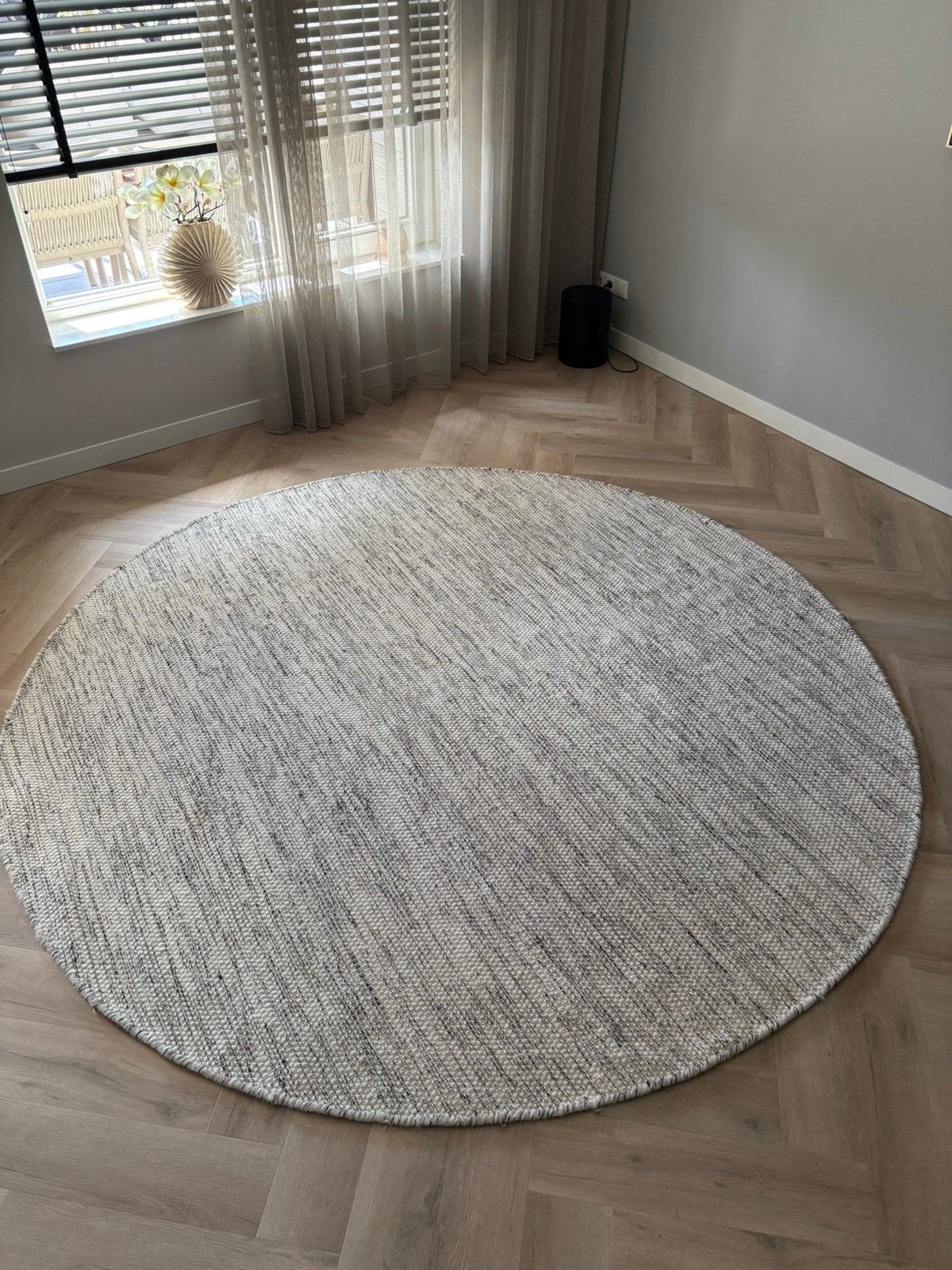 Mooie ronde wollen vloerkleed, Ophalen, Gebruikt, Beige, Rond