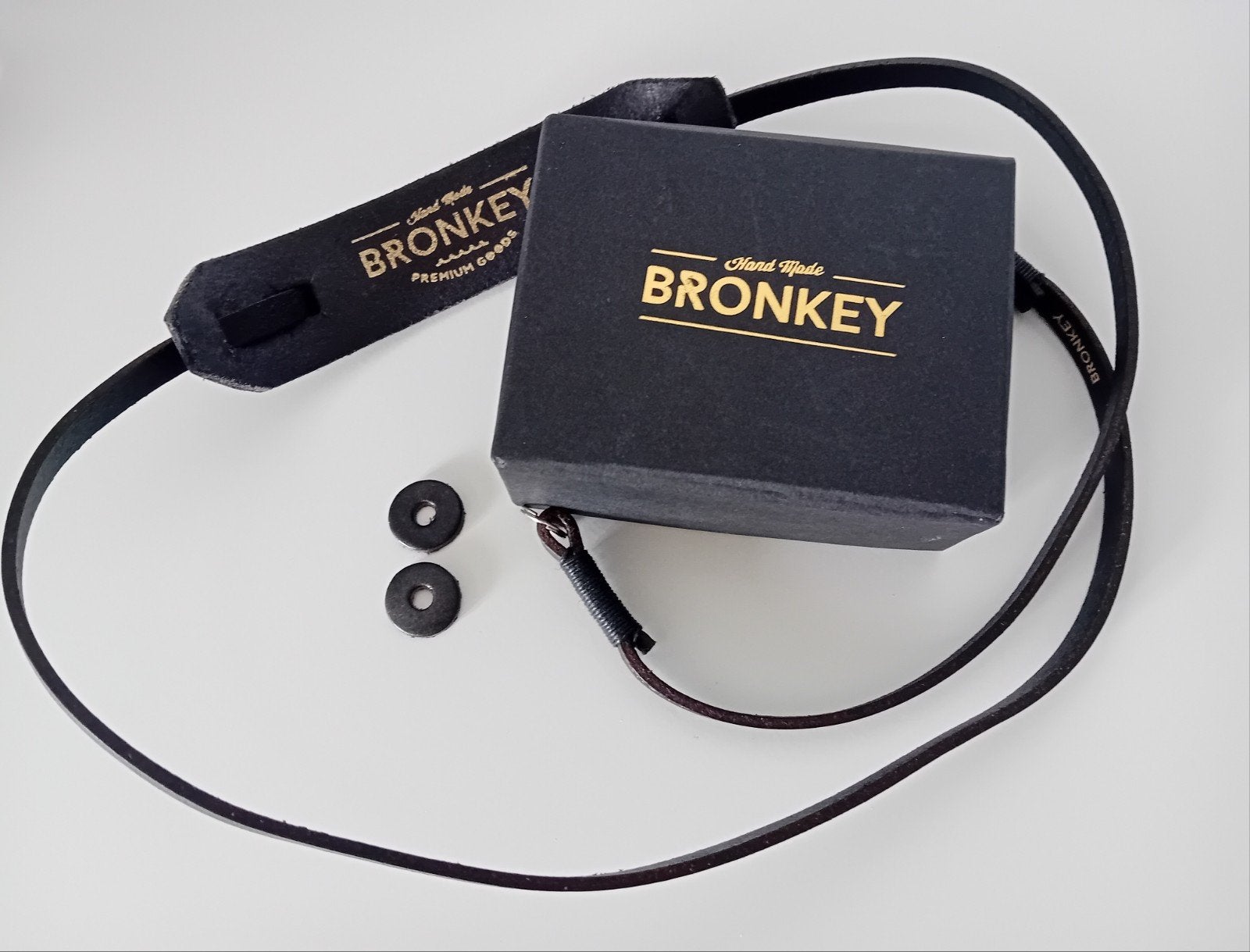 Camera Draagriem Bronkey Zwart Leder 

35 euro

Premium le, Verzenden, Nieuw, Overige typen, Overige merken