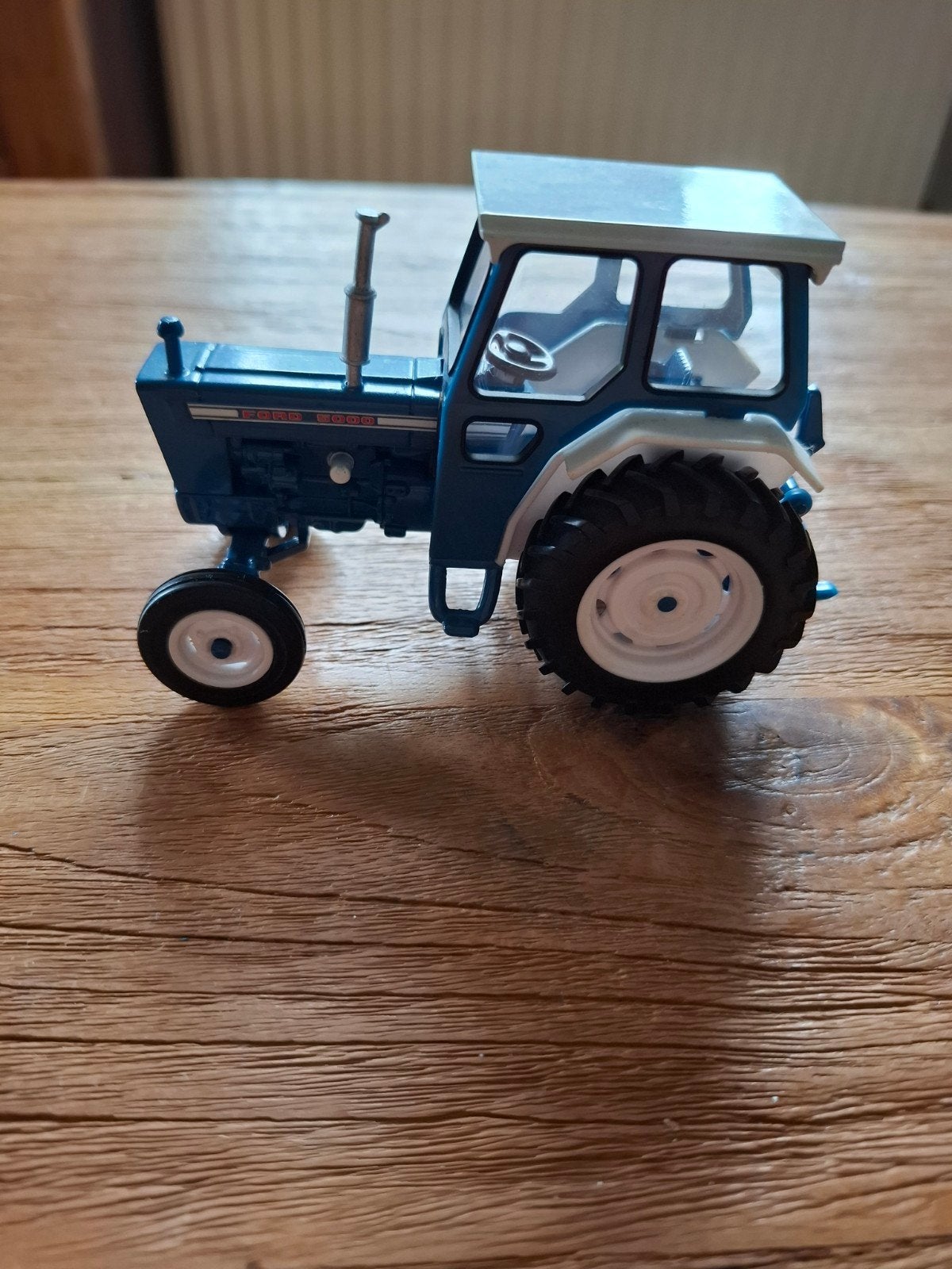 te koop britains ford 5000, Ophalen of Verzenden, Zo goed als nieuw, Tractor of Landbouw, Britains