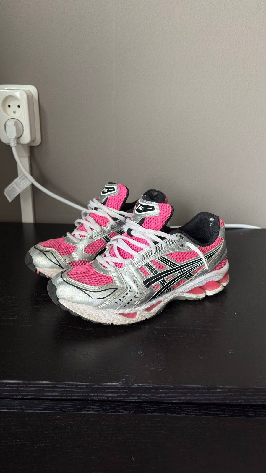 ASICS kayano 14 pink, Ophalen of Verzenden, Gedragen, Roze, Sportschoenen