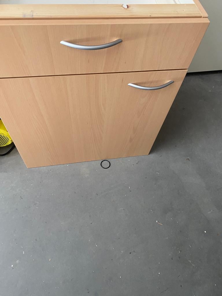 Onderkast hangend bruynzeel, Ophalen, Zo goed als nieuw