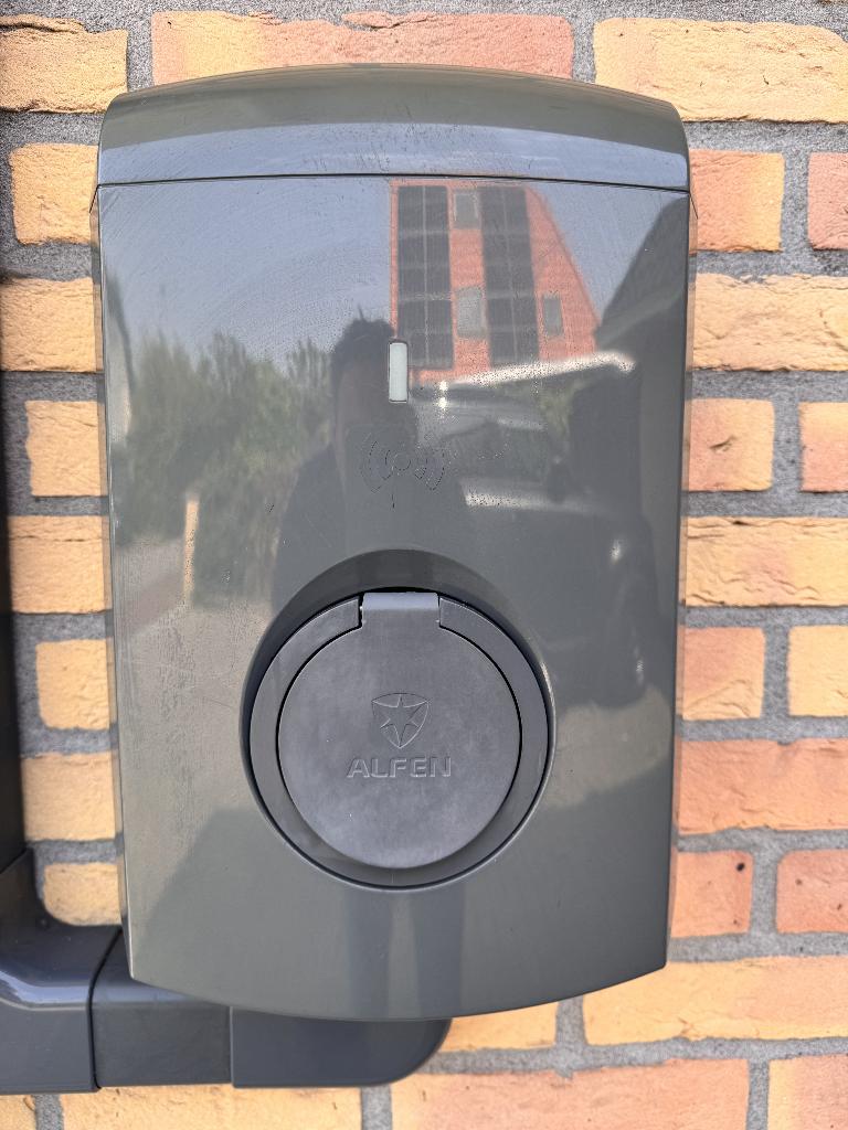 Alfen Single S-Line laadpaal, Auto diversen, Laadpalen, Zo goed als nieuw, Laadpaal, Ophalen of Verzenden