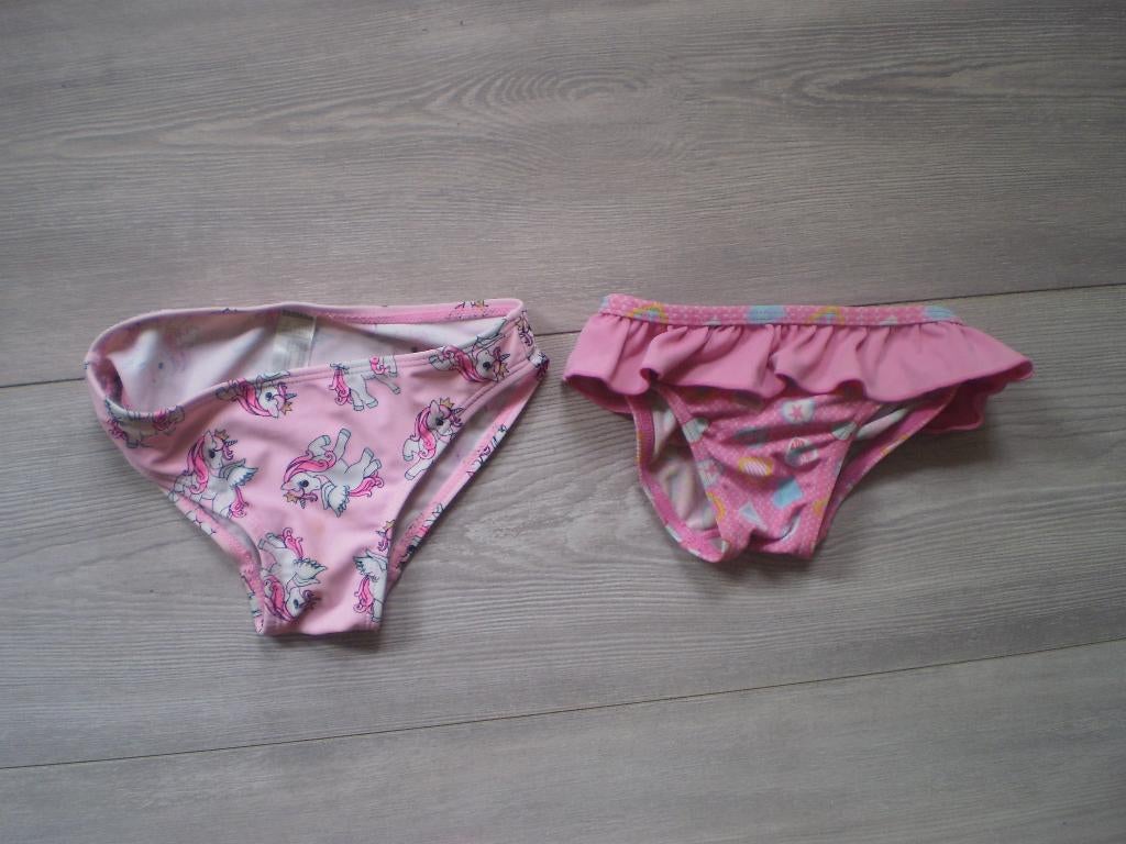ZEEMAN/OXSLANE  2 bikinibroekjes maat 92, Kinderen en Baby's, Kinderkleding | Kinder-zwemkleding, Zeeman, Meisje, Bikinibroekje