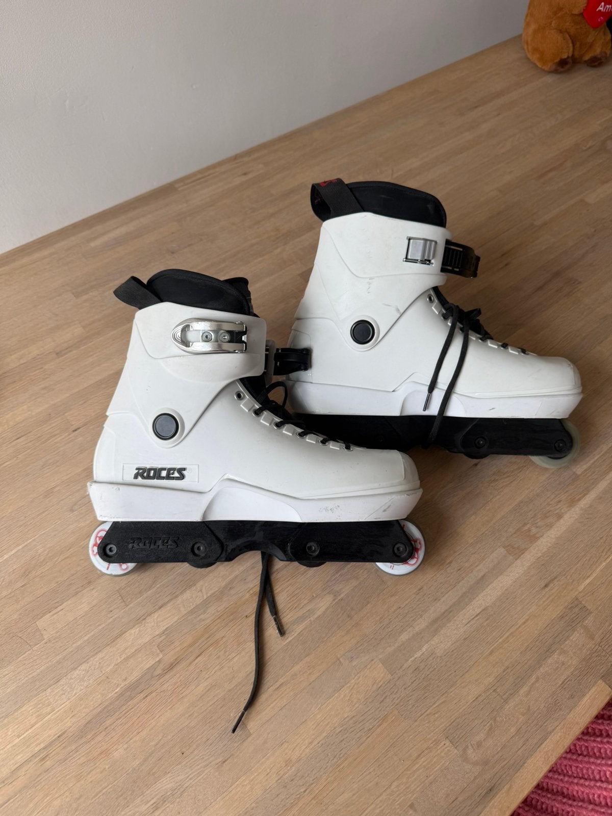 ROCES M12 LO UFS Aggressive Skates, Ophalen of Verzenden, Zo goed als nieuw, Roces