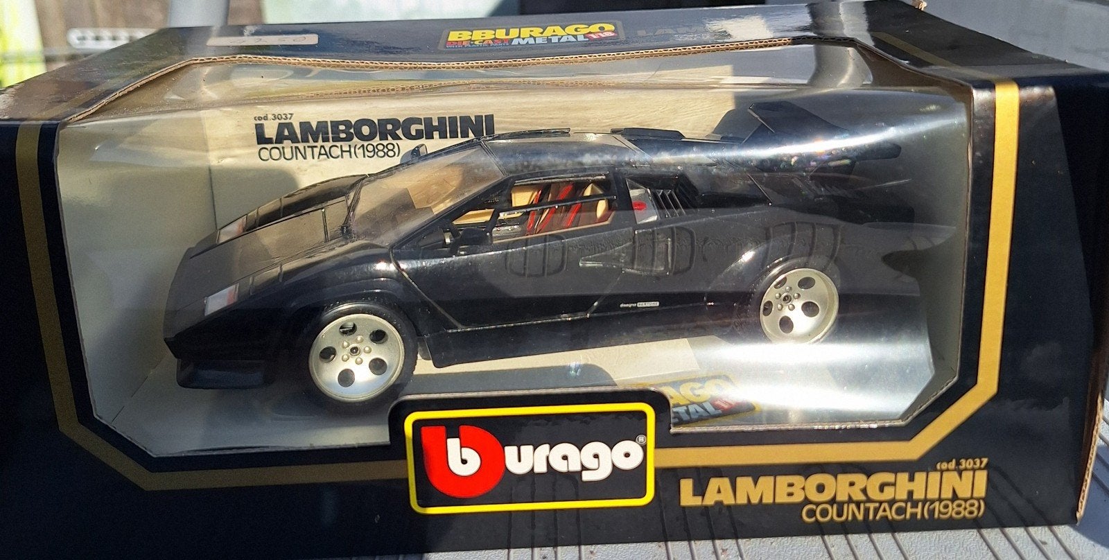 burago lamborghini countach 1988, Ophalen of Verzenden, Zo goed als nieuw, Auto, Bburago
