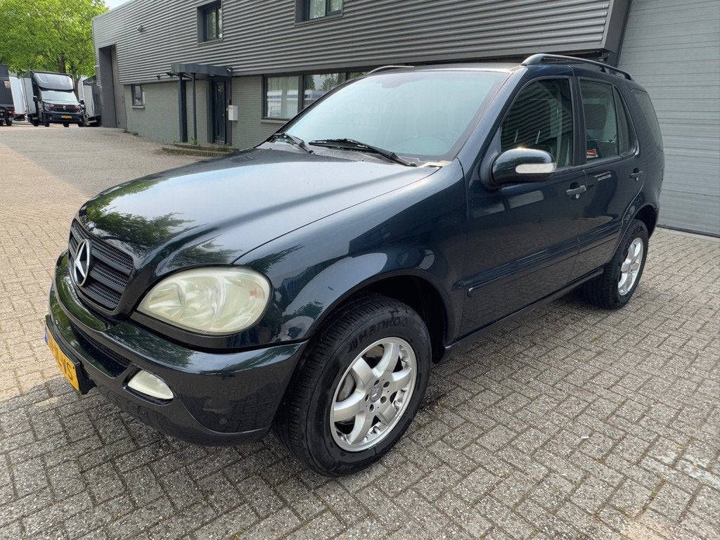 Mercedes-Benz M-klasse 320, Automaat, Gebruikt, Zwart, 138 €/maand