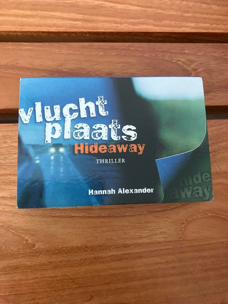 Hannah Alexander - Vluchtplaats Hideaway, Boeken, Hannah Alexander, Ophalen of Verzenden, Zo goed als nieuw, Nederland