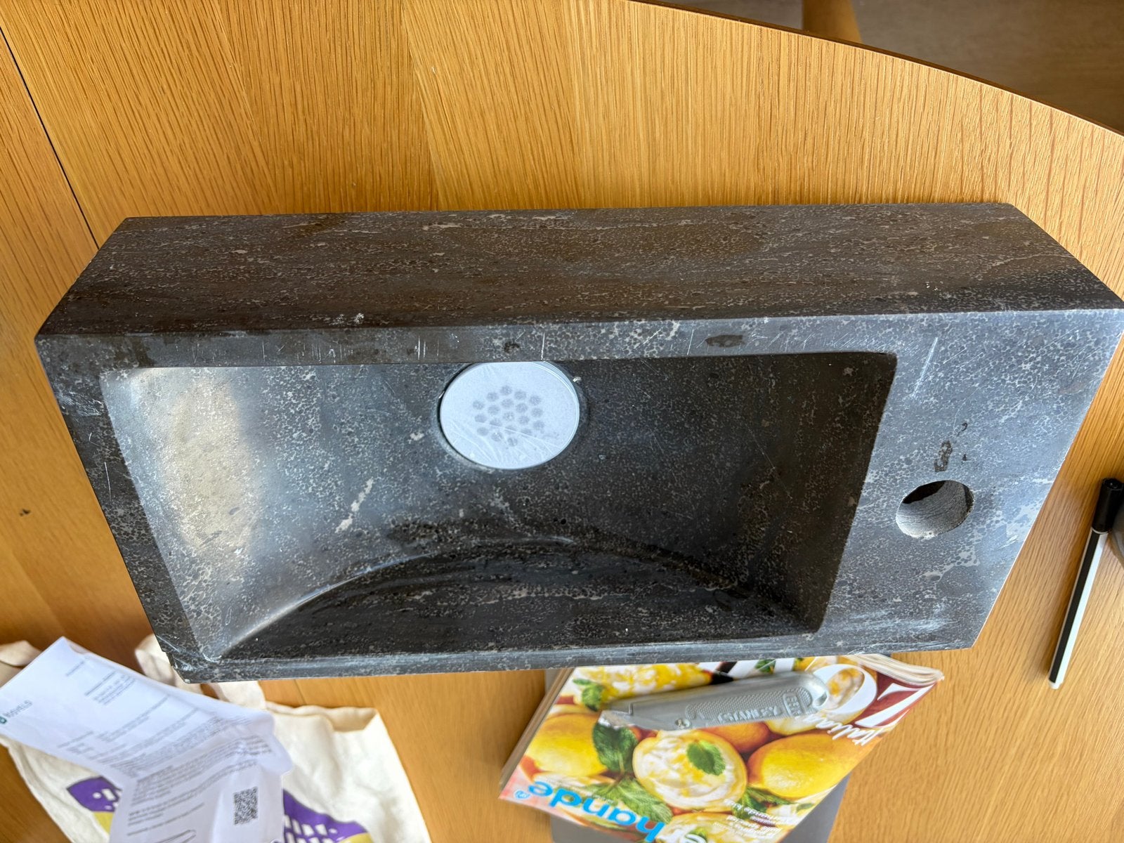 Natuurstenen fontein wc 36x18x9 cm, Doe-het-zelf en Verbouw, Ophalen, Zo goed als nieuw, Steen, Wastafel