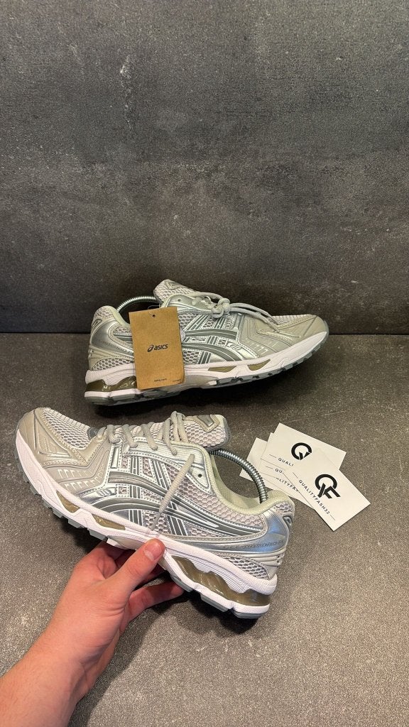 Asics Gel Kyano 14, Kleding | Heren, Schoenen, Overige kleuren, Nieuw, Ophalen of Verzenden, Sneakers of Gympen