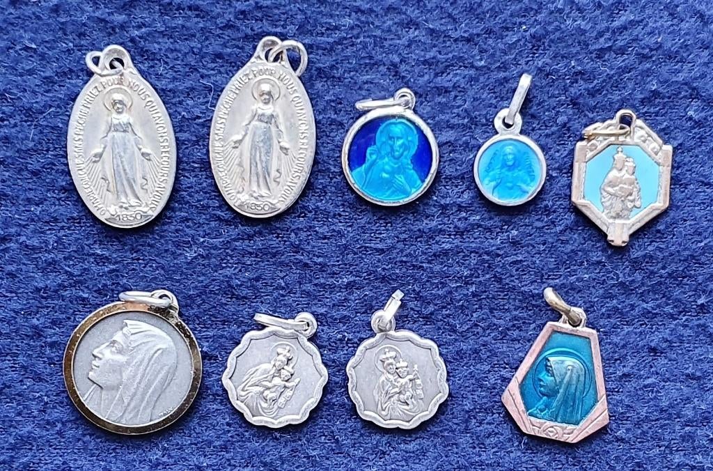 Lot van 9 christelijke medailles Maria, Christus, Lourdes, Verzamelen, Religie, Gebruikt, Christendom | Katholiek, Sieraad, Ophalen of Verzenden