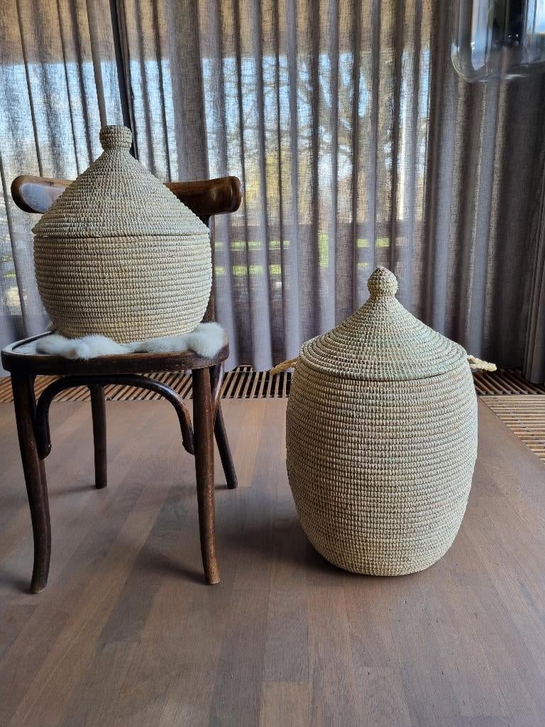 Afrikaanse opbergmand creme kleur zeegras uit Senegal, Mand, Rond, Nieuw, Ophalen of Verzenden