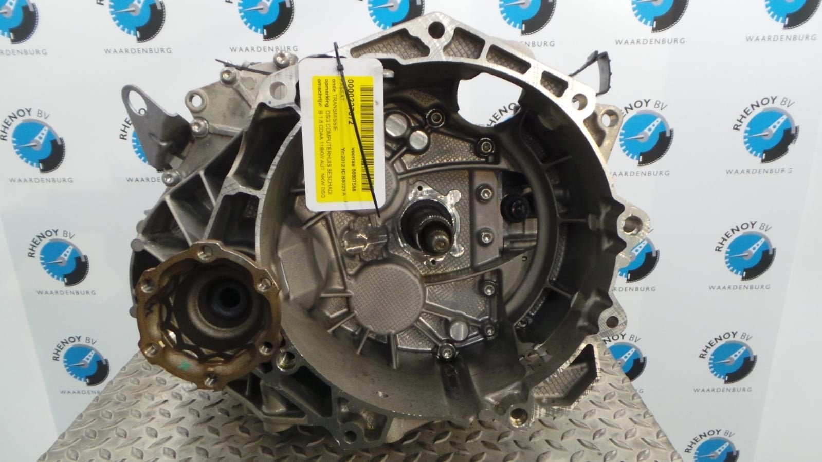 VOLKSWAGEN PASSAT CC TRANSMISSIE / VERSNELLINGSBAK 2012, Ophalen of Verzenden, Gebruikt, Stiba lid