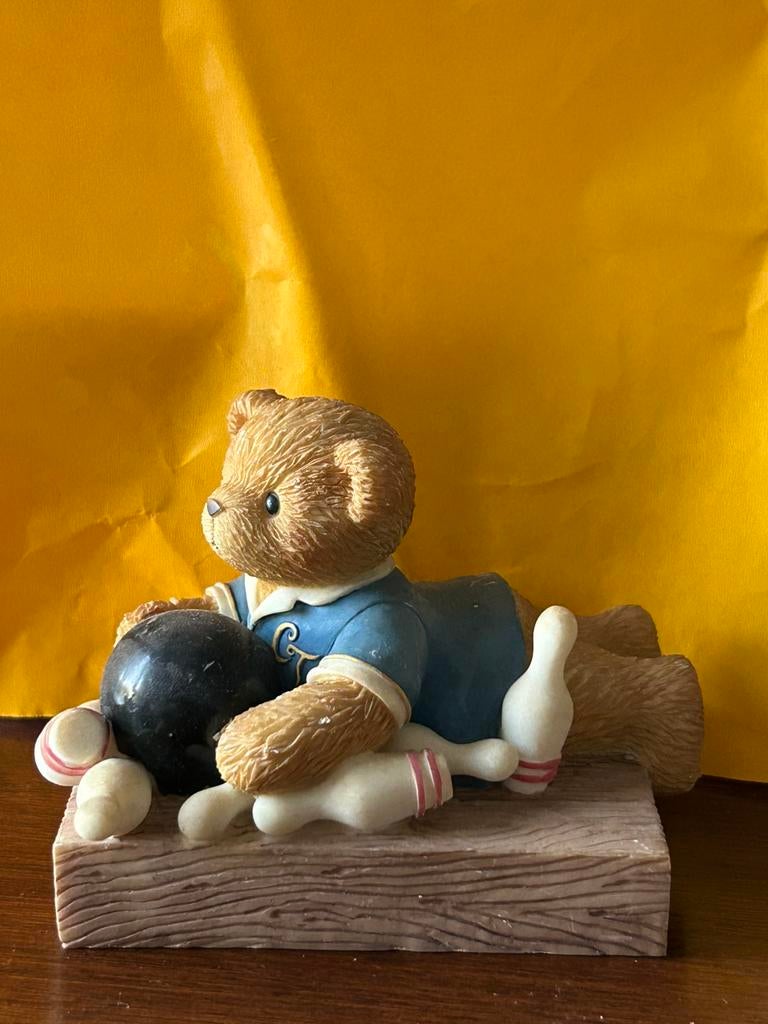 Cherished Teddies 2000 Bryce ( op batterij?), Verzamelen, Beren en Cherished Teddies, Zo goed als nieuw, Beeldje, Cherished Teddies