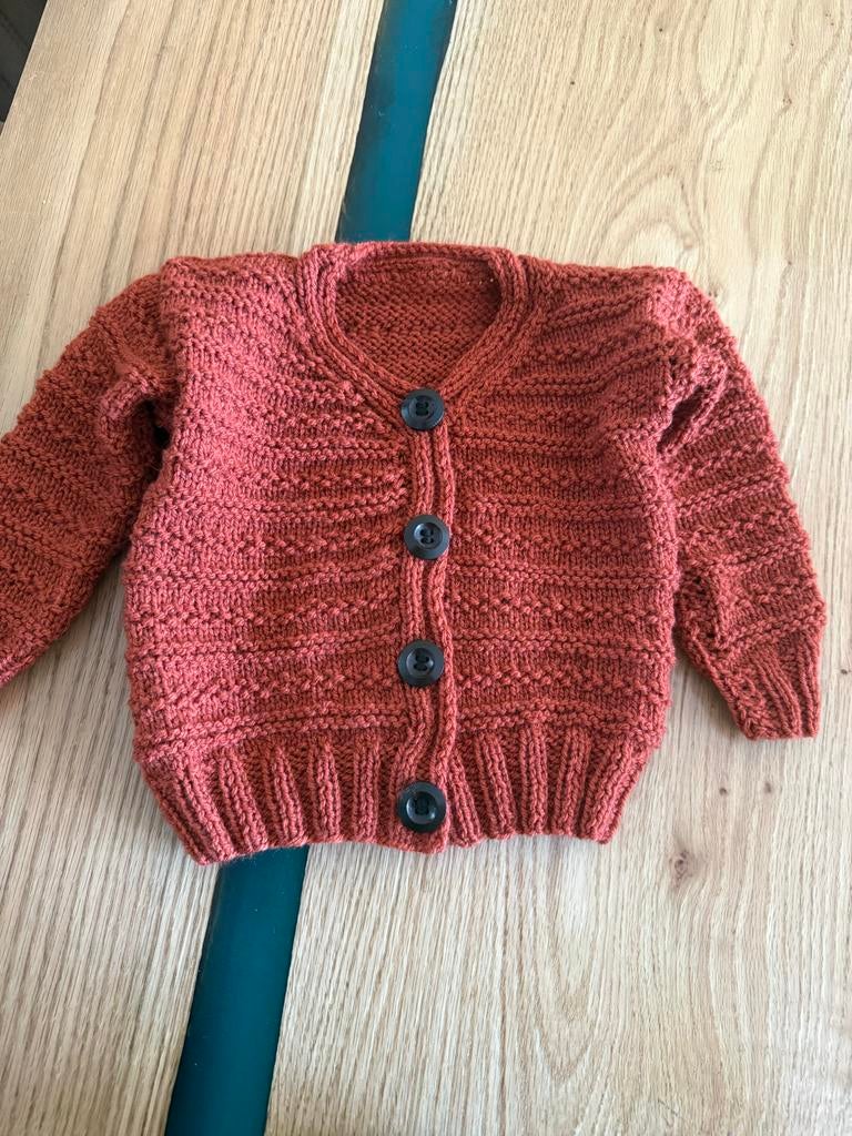 Zelf gehaakt universeel baby vestje, Ophalen of Verzenden, Nieuw, Jongetje of Meisje