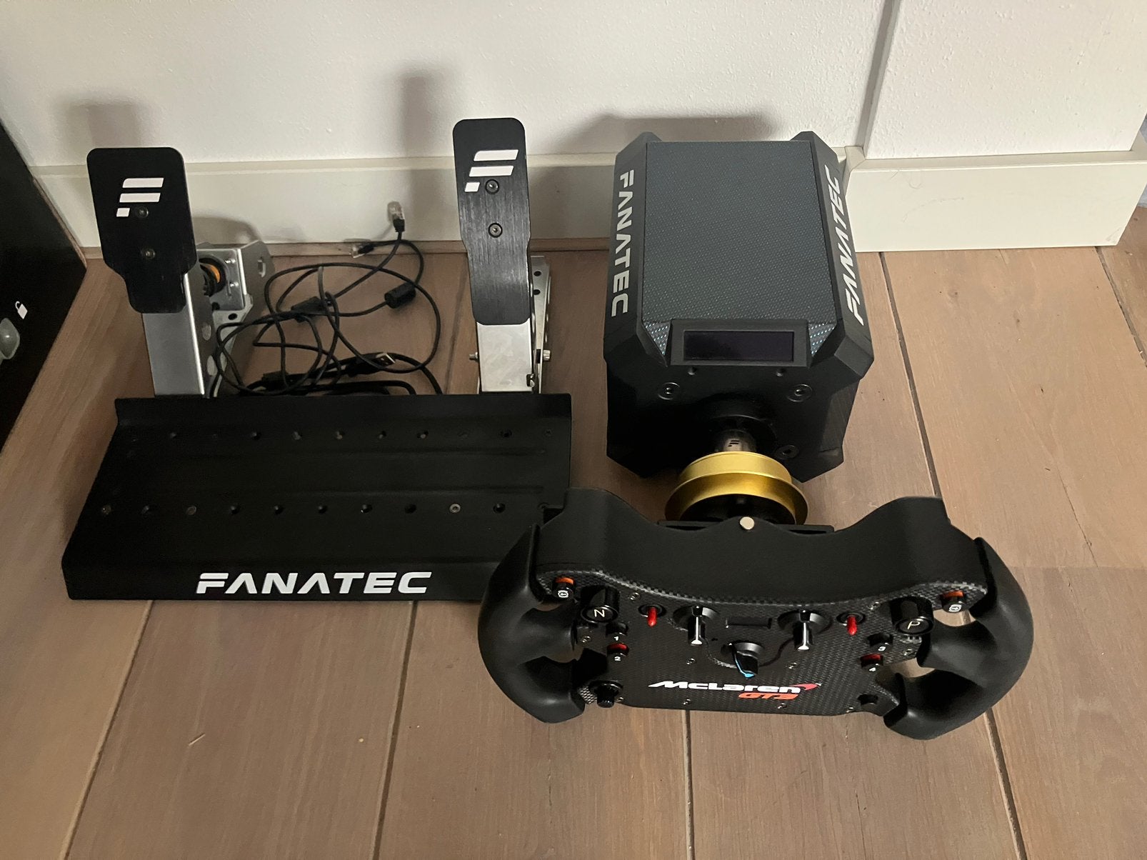 Fanatec DD1 PS4/5, McLaren GT3 racestuur en loadcell pedalen, Ophalen, Zo goed als nieuw