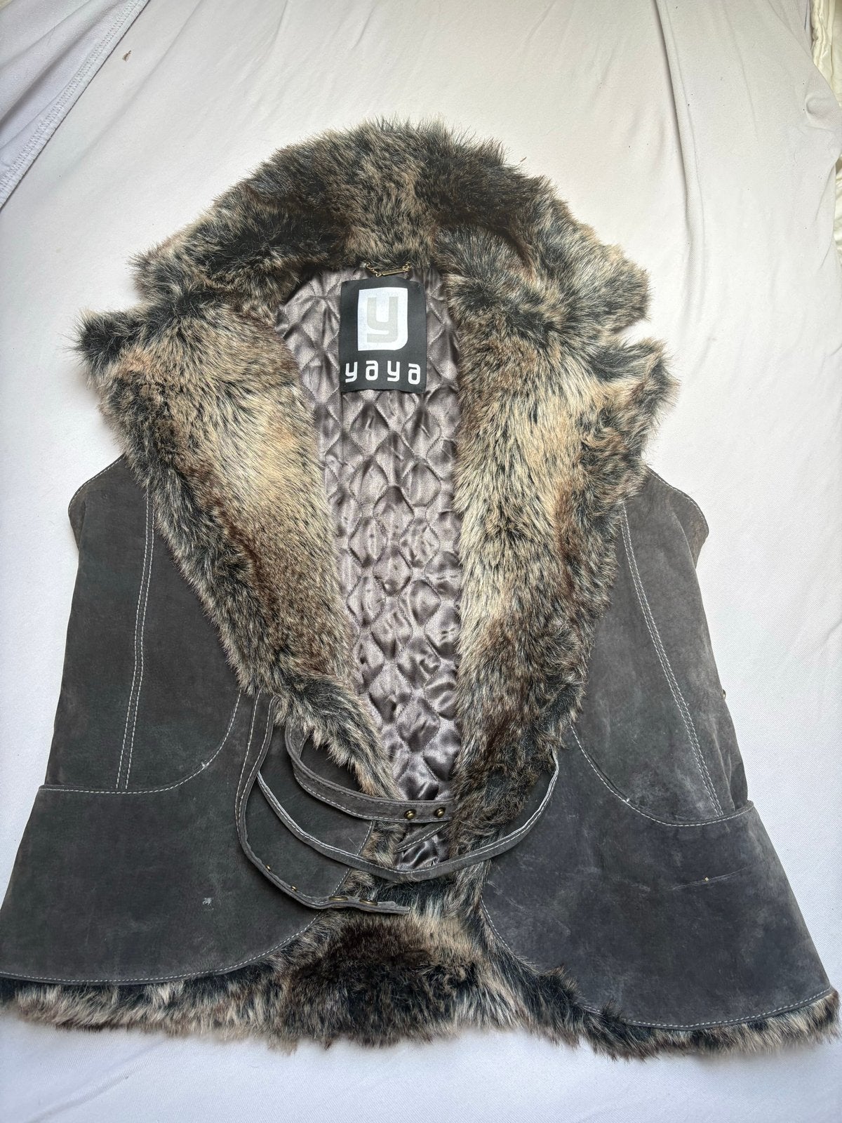 YAYA Gilet met Bontkraag en Borduurwerk, Ophalen of Verzenden, Zo goed als nieuw, Maat 38/40 (M), Grijs