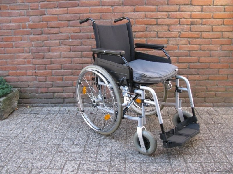 Excel type Drive rolstoel zitbreedte46cm Met massieve banden, Diversen, Rolstoelen, Ophalen, Inklapbaar, Zo goed als nieuw, Duwrolstoel