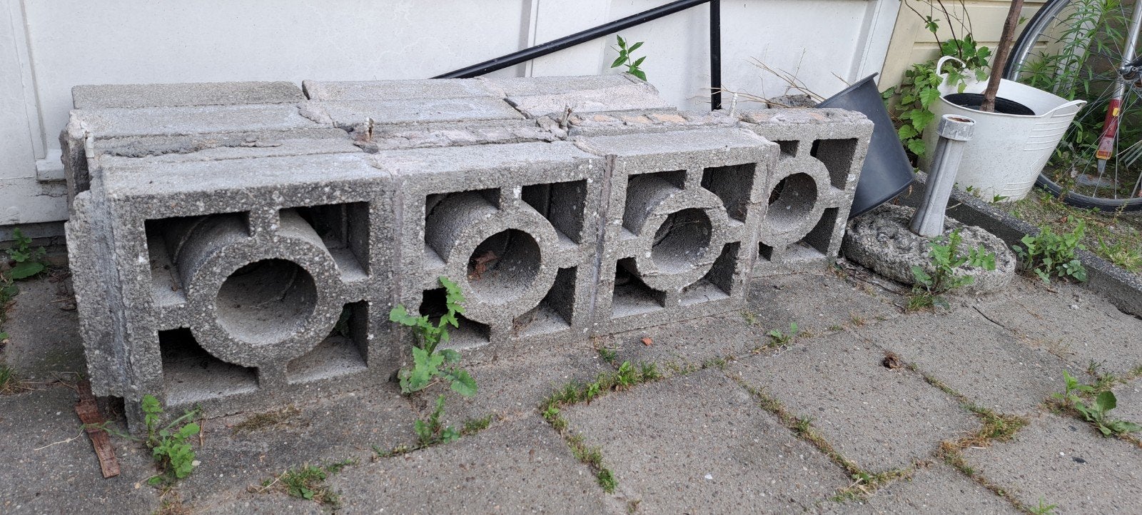 Betonnen sierblokken met cirkelmotief GRATIS, Ophalen, Gebruikt, Beton