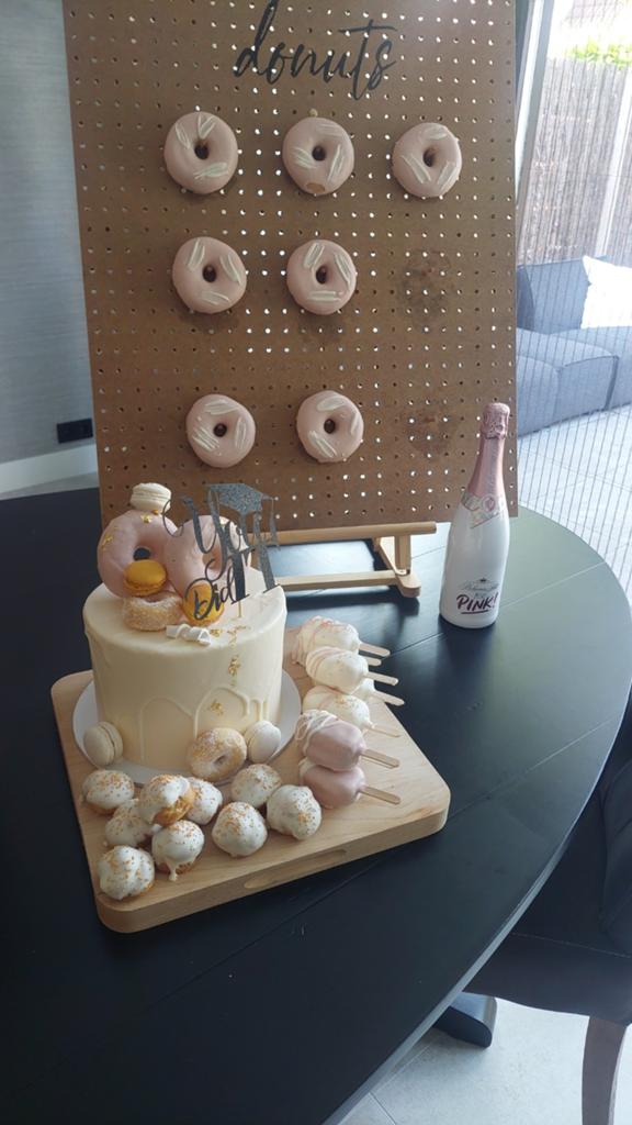Superleuk donuts bord!, Ophalen, Gebruikt, Overige typen