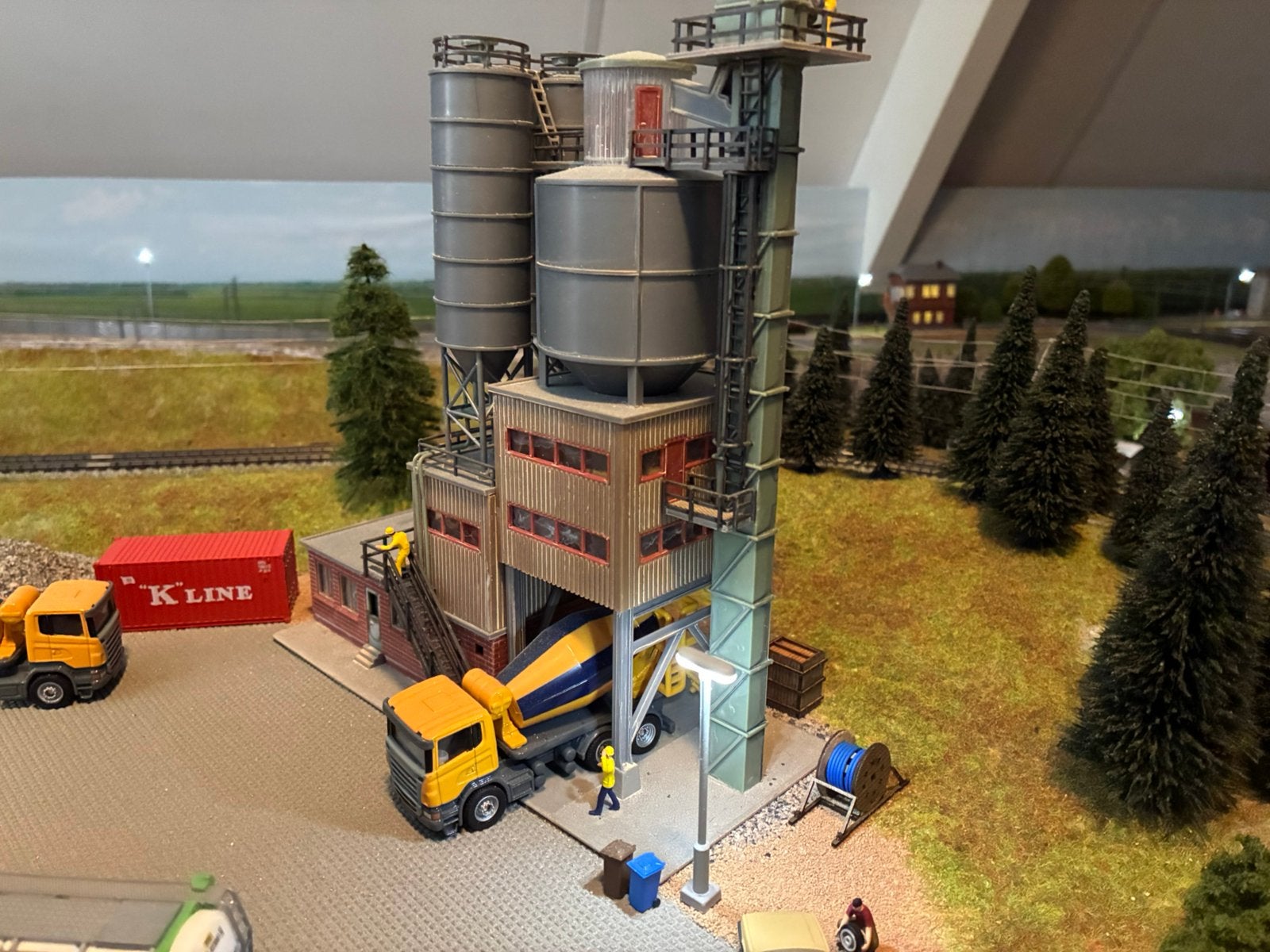 Faller 130474 Betonfabriek (gebouwd), Hobby en Vrije tijd, Modeltreinen | H0, Gebruikt, Gelijkstroom of Wisselstroom, Brug, Tunnel of Gebouw